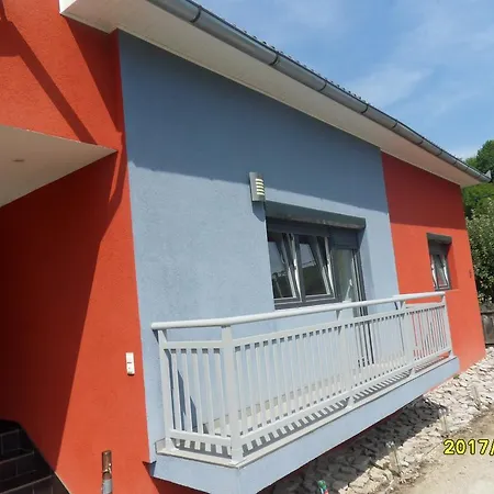 Sephora House Vikendica *