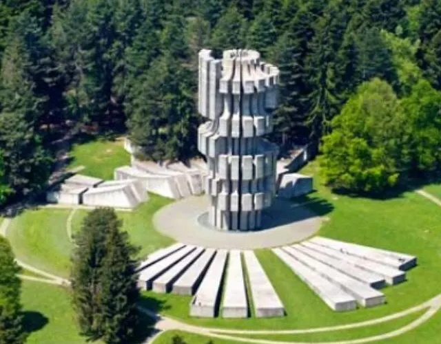 Sephora House Vikendica