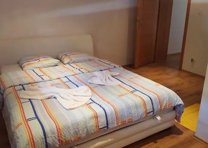 Sephora House Vikendica