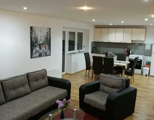 Sephora House Vikendica